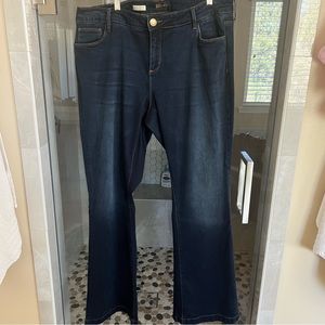 Like New KUT Women’s 18W dark denim jeans